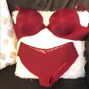 Victoria Secret Bra and Panty Set